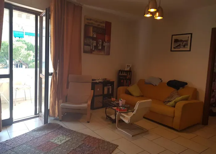 La Casa Del Bianconiglio - Free Private Parking - 2 Bathrooms - Terrace